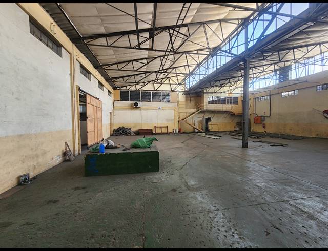 1,553M² WAREHOUSE TO LET IN WADEVILLE